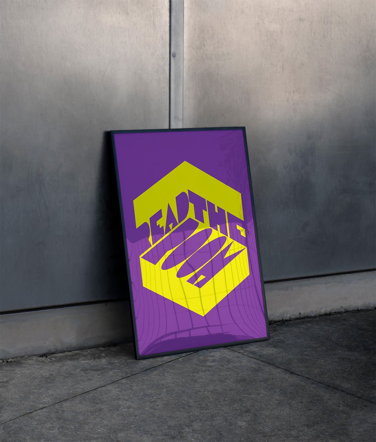 Read_the_room_Poster_in_large_black_frame