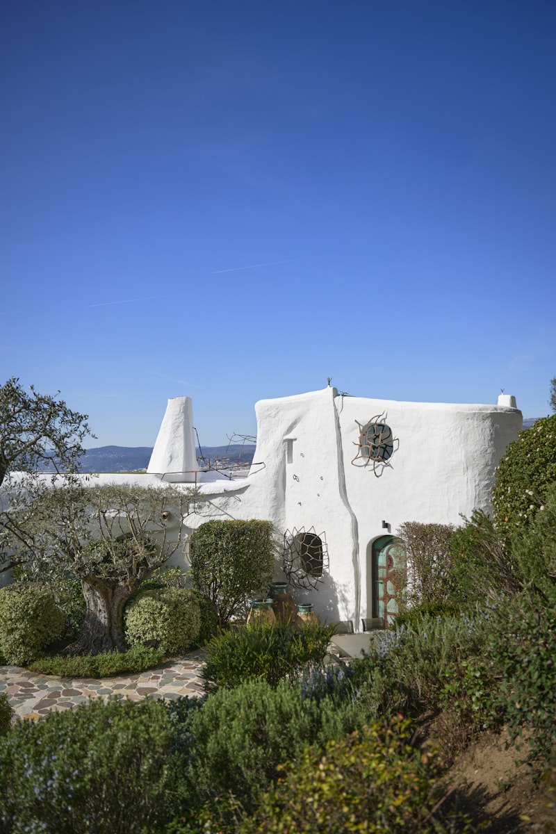 Côte d'Azur Living: The Residences and Interiors of the French Riviera